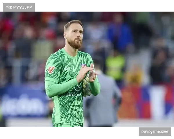 奥布拉克荣获个人第六座萨莫拉奖 刷新西甲历史最佳门将纪录 奥布拉克荣获个人第六座萨莫拉奖 刷新西甲历史最佳门将纪录